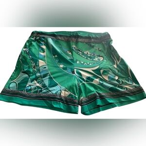 Qegar Green Patterned Women's Shorts, new